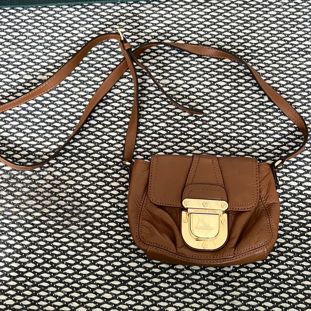 Michael Kors Crossbody